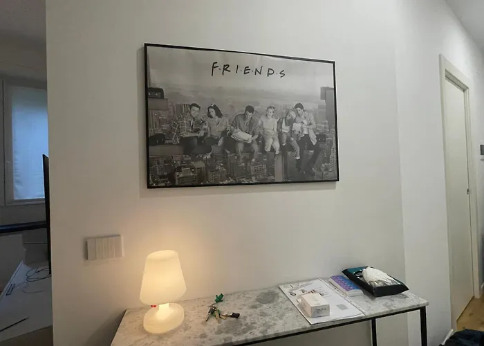 Visconti Di Modrone 18 * Milano